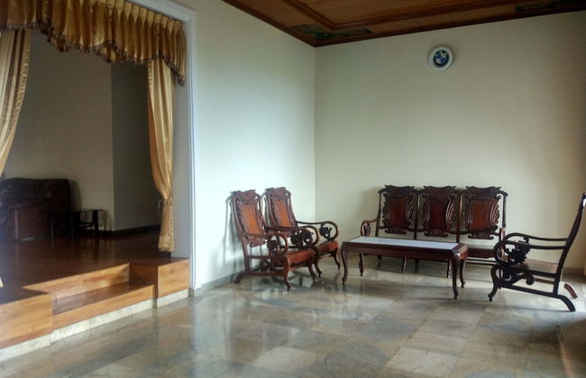 Villa Beverly Hills Puncak for 50 pax - Photo 15