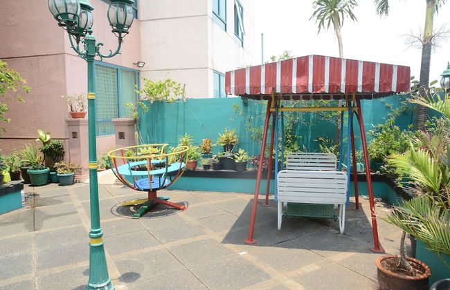 Spacious and Good 3BR Pangeran Jayakarta Apartment - Photo 30