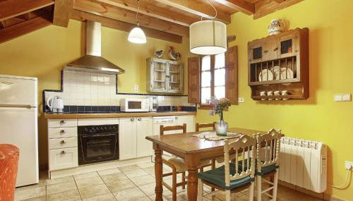 Mansion in Nava with Pool & Terrace - Foto 3