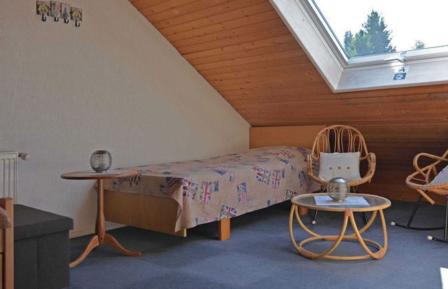 Cozy House with Terrace & Fireplace near Winterberg - Foto 4