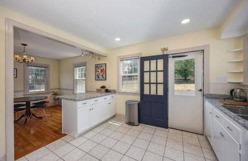 Harrisonburg Hidden Gem Across from JMU & Hotspots - Foto 22