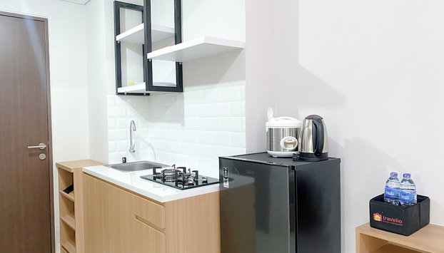 Restful And Well Designed Studio Transpark Juanda Bekasi Timur Apartment - Foto 4, Cocina privada