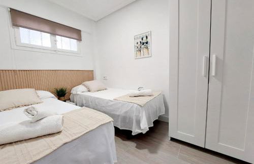 Moby suits A - Photo 9