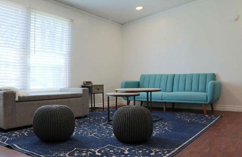 Charming Cabin with Private Dock on Lake for Lovely Family Glamping Near Oklahoma City - Foto 2