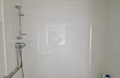 Millmead Apartment in central Guildford with parking - Photo 23