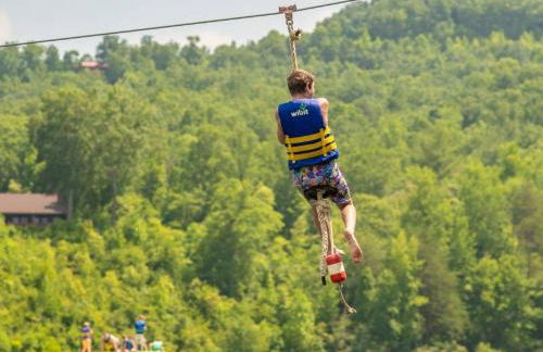 Charming Cabin with Incredible Mountain Views - Foto 51