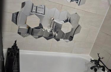 Spacious - Free Parking - Sleeps 6 - M20-FolkestoneCentralStation - Foto 31