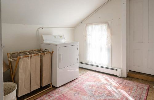 Historic Home near Stony Brook Village & Beach - Foto 76