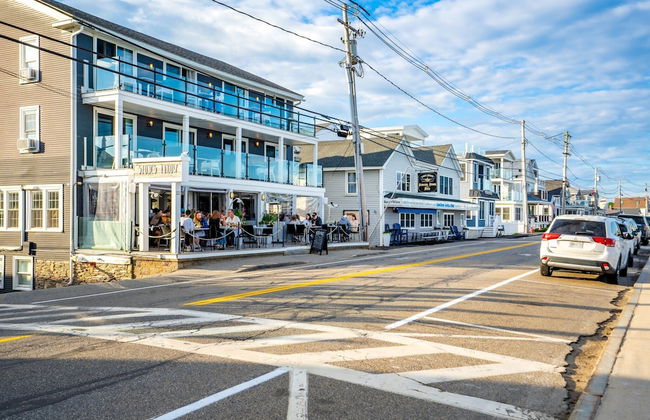 Just Beachy Charming Studio! - Photo 34