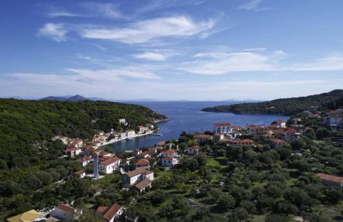 Likoudis Villas Suites ,on the Kioni,Ionian Islands Ithaca, - Foto 2