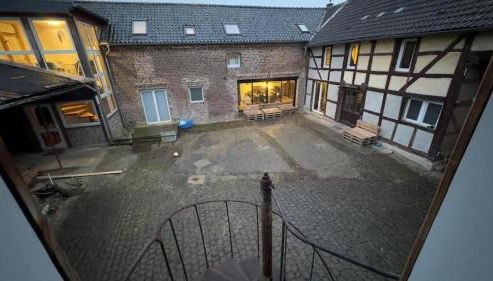 Ferienwohnung Monteurunterkunft auf historischem Vierkanthof ruhig, modern & funktional A - Foto 3