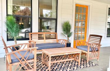 Charming Downtown Family Home with Fenced Yard - Foto 67