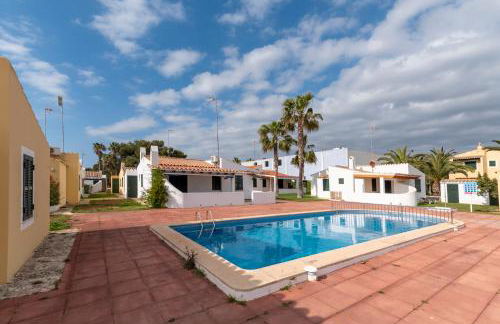 Apartamento con piscina y playa - Foto 14