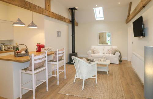 March Hare - Photo 6