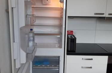 Apartment mit Innenhof, Rasen und Parkplatz - Photo 16