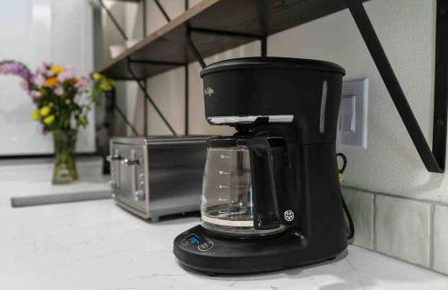 Luxe Mt. Rainier Lodge w/ Hot Tub-AC-Game Room - Foto 13