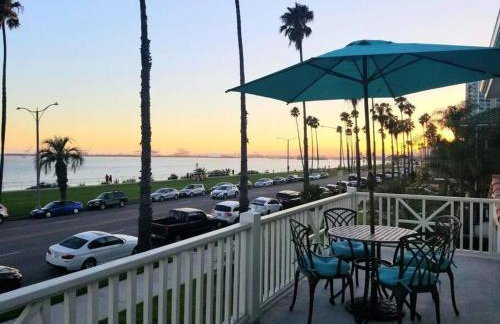 Ocean Boulevard Beachfront Home - Photo 8