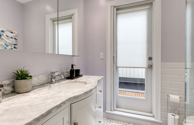 3 BDRM-3 BATH-Parking-Fashion District - Foto 1