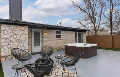 Texas Designer Home with Private Hot Tub and Pool - Foto 33