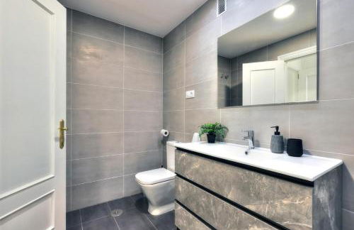 La Cala gorgeous 2 bedroom apartment with stunning gardens, pools and sea views - Photo 22