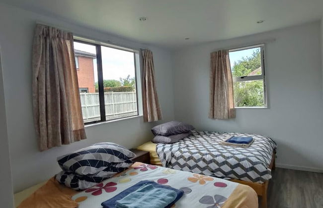 4 double and 2 Sofa Beds in 2 Bedroom - Photo 1