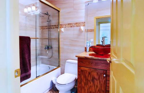 On The Water! Sleeps 12! 2 King Masters, Golf, Fishing, Bbq, Pool, Spa, Pvt Yard - Foto 38