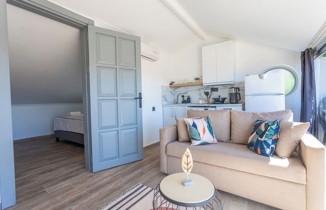 Bella Kas - Photo 71