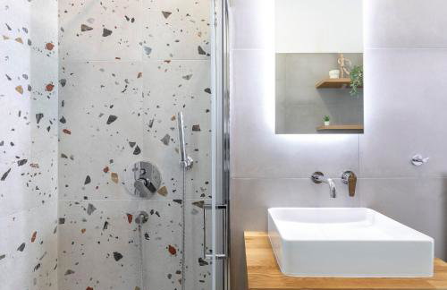 Cove Suites Apartment - Photo 18