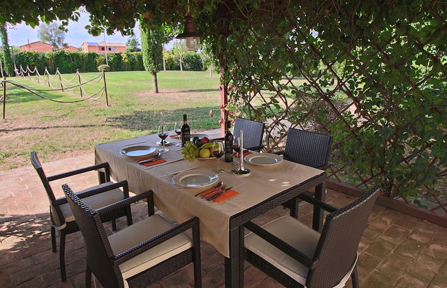 Modern Holiday Home in Foligno - Loc. With Pool - Foto 74