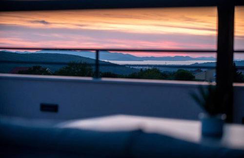 Villa Roza s privatnim grijanim bazenom i jacuzzijem - Foto 38