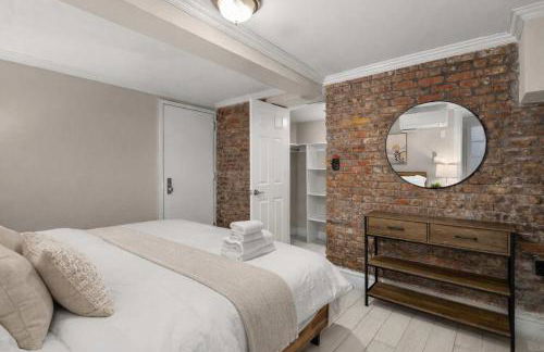 Sophisticated Stay in Vibrant Manhattan - Foto 15