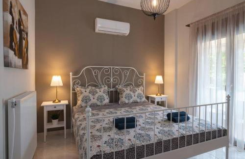 Princess Anna Maria - Photo 30