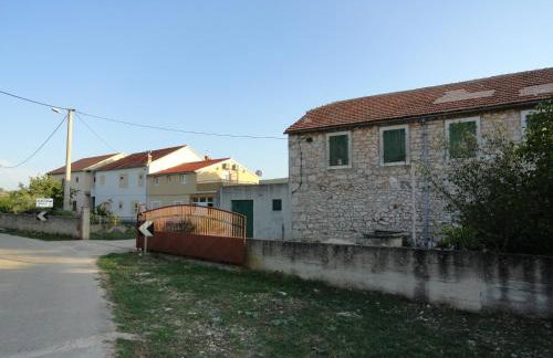 Apartments Brkić, Lozovac Krka NP with Pool - Foto 42