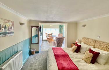 Lynwood House Self Contained Studio - Photo 17