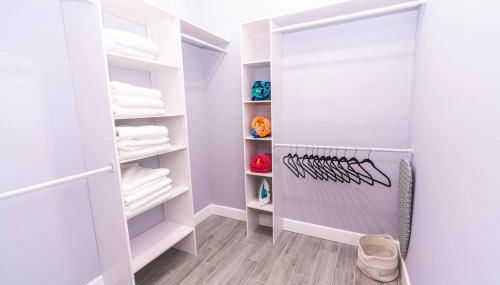 2023 Built! FineArt, Putt-Putt, Hammock, Backyard, Pet and Kid friendly - Foto 2