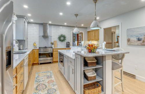 Patio and Water Views Serene Bohemia River Escape! - Foto 9