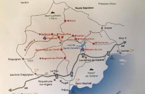 LA BRINDILLE Petit mas provencal meublé de tourisme 3 étoiles 2-3 personnes 1 piece 30 m2 tout confort lisière foret jardin Jacuzzi Piscine - Foto 29