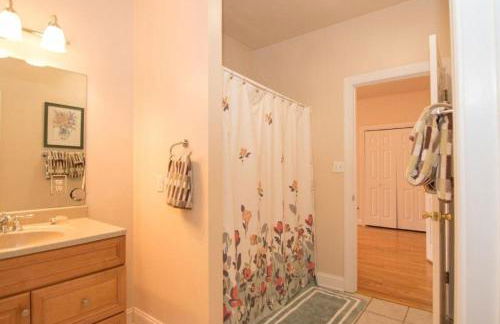 Elegant Lodge Rental with Lovely Countryside Views near Charlottesville, Virginia - Foto 37