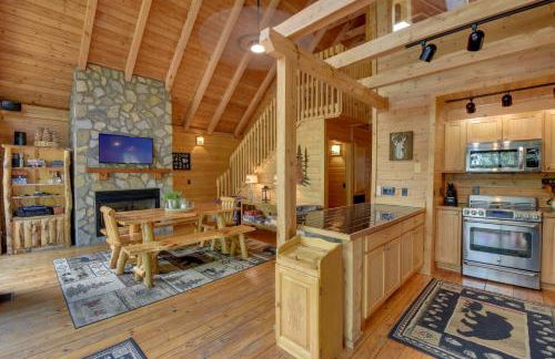 Lakefront Six Mile Vacation Rental with Dock - Foto 7
