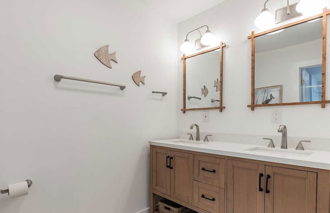 Shem Creek Retreat by Avantstay 10 Mins to Downtown Charleston Yard + Patio - Foto 17