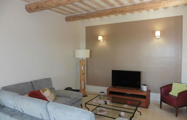 Pretty, Spacious Holiday Home With Private Pool - Foto 8