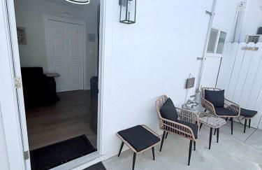 Private 1BR 1BA Suite, Kitchen, Fireplace, Parking - Foto 10