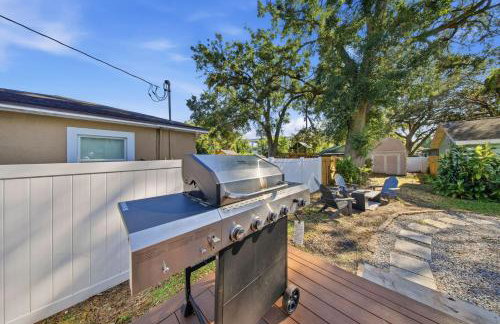 Spacious Modern Farmhouse w/ Private Patio & BBQ! - Foto 74