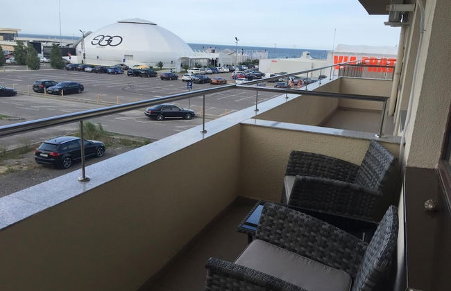 Chic Sea View Apartment Mamaia - Foto 23