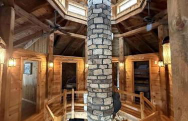 Upscale Rustic Cabin Surrounded by Spacious Pennsylvania Countryside near Pine Creek Gorge - Foto 35