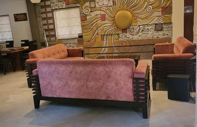 Misty Palace Lonavala - Foto 18