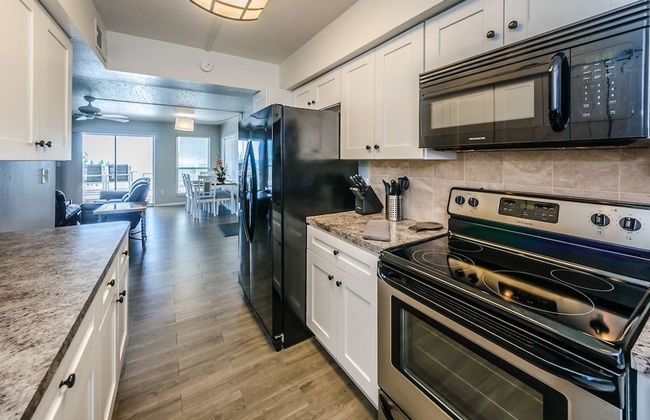 The New Hotel Indian Shores - Photo 10