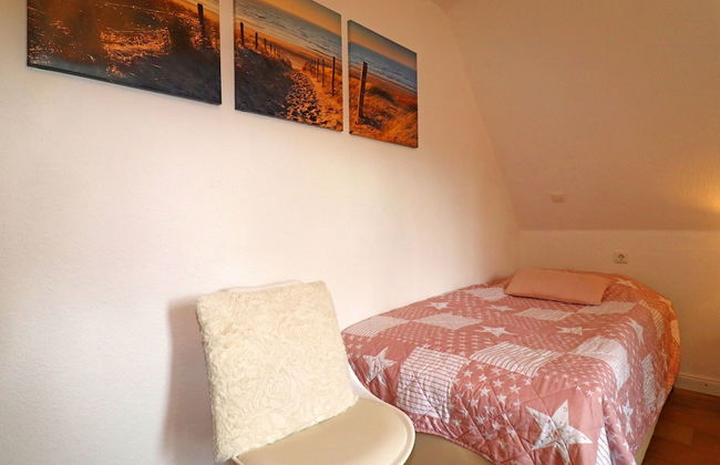 Chic Stay Near Baltic Beach - Photo 6