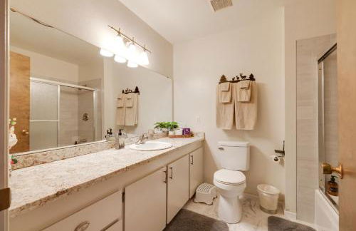 Furnished Deck and Fire Pit Sherwood Forest Cabin - Photo 4