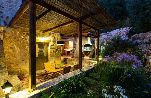 Vrisali Traditional Stone Villa - Photo 6